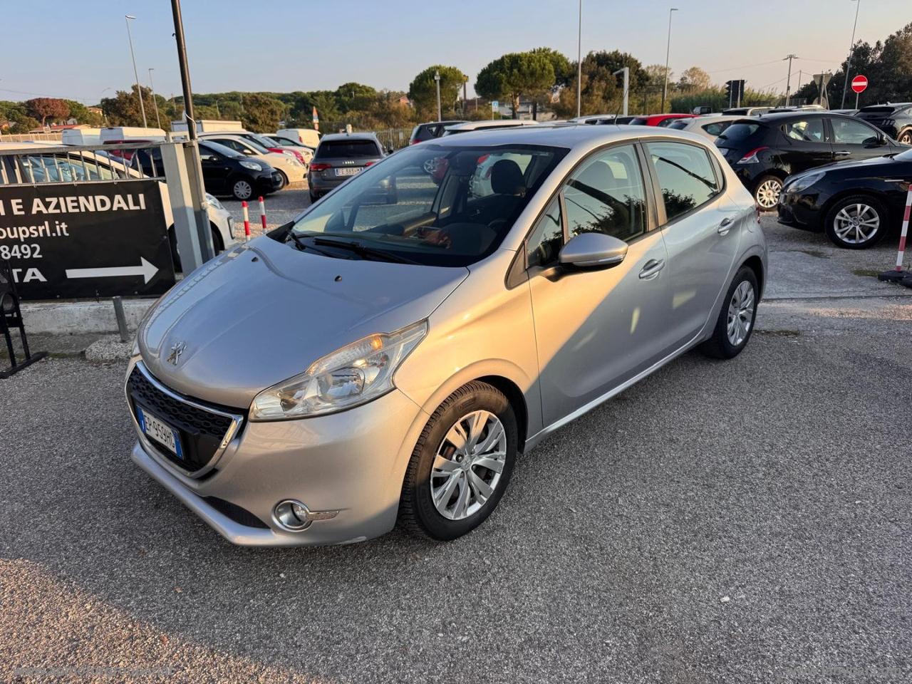 PEUGEOT 208 1.4 HDi 68 CV 5p. Allure