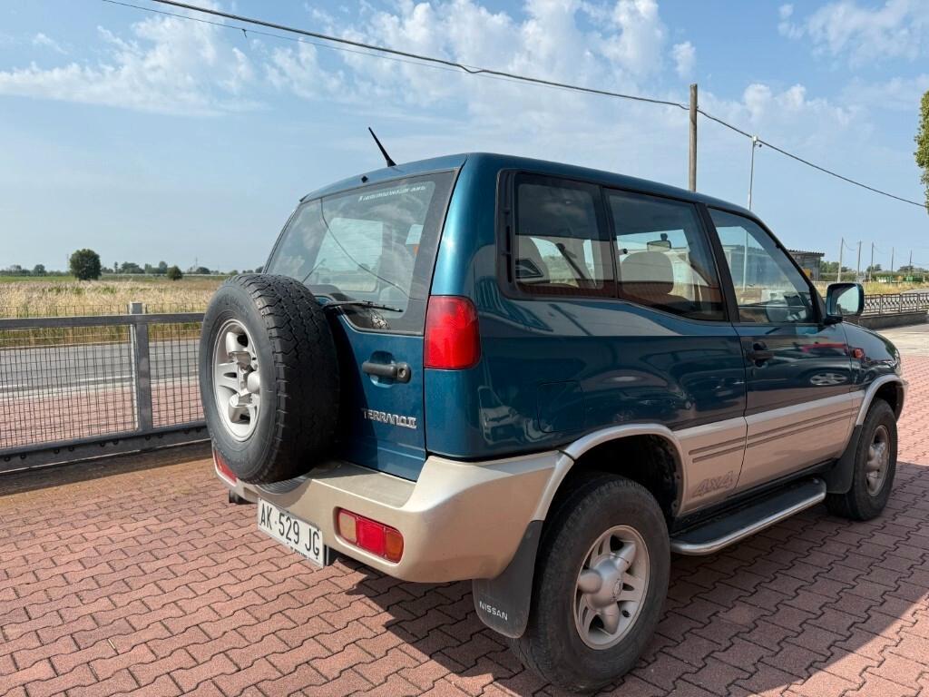 Nissan Terrano II 2.7 turbodiesel 3 porte SE
