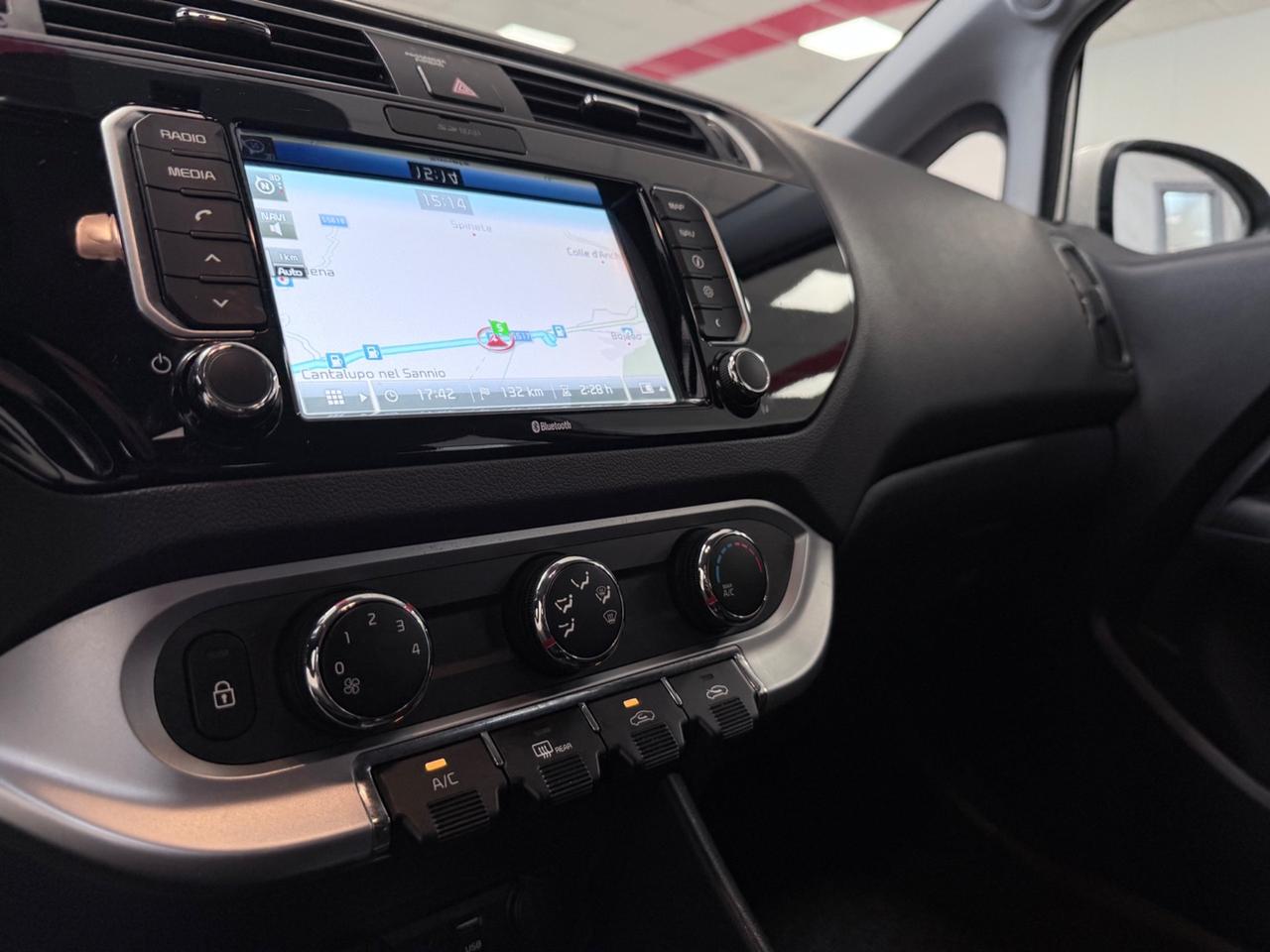 Kia Rio 1.1 CRDi 5p. Cool