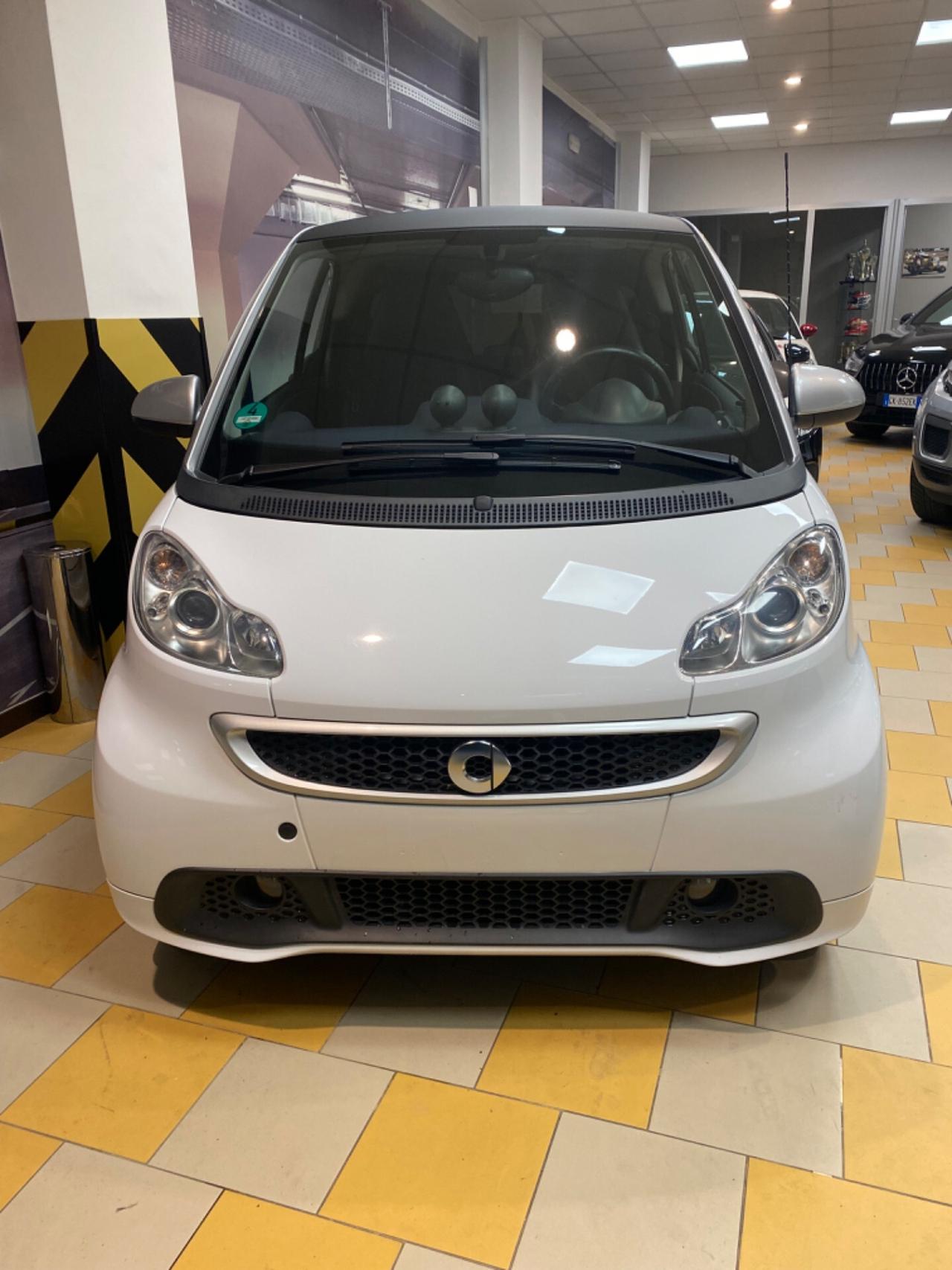 Smart ForTwo 1000 52 kW MHD coupé pulse