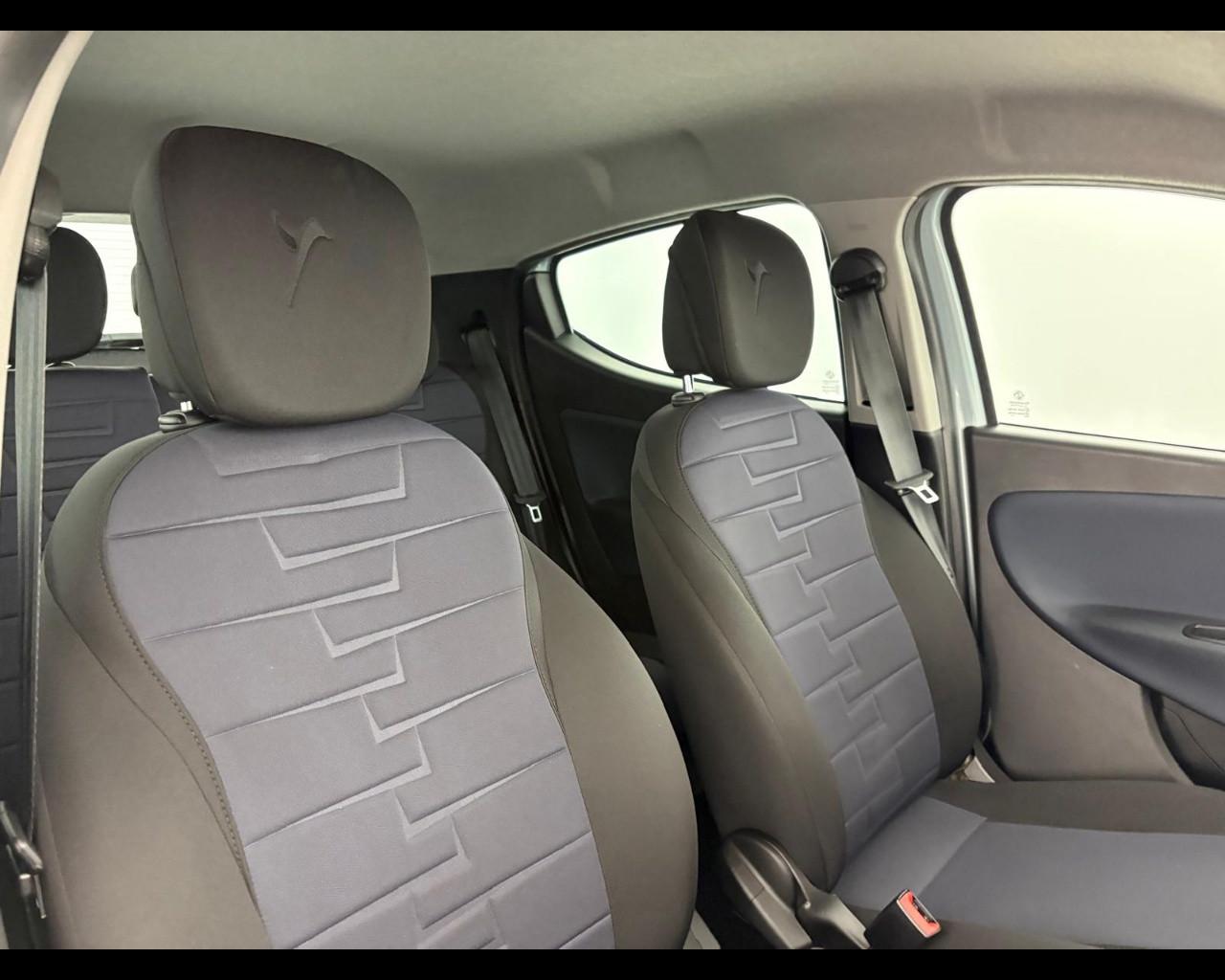 LANCIA Ypsilon 1.0 firefly hybrid Gold Plus s&s 70cv 5p.ti