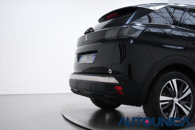 PEUGEOT 3008 HYBRID4 300 E-EAT8 ALLURE PACK