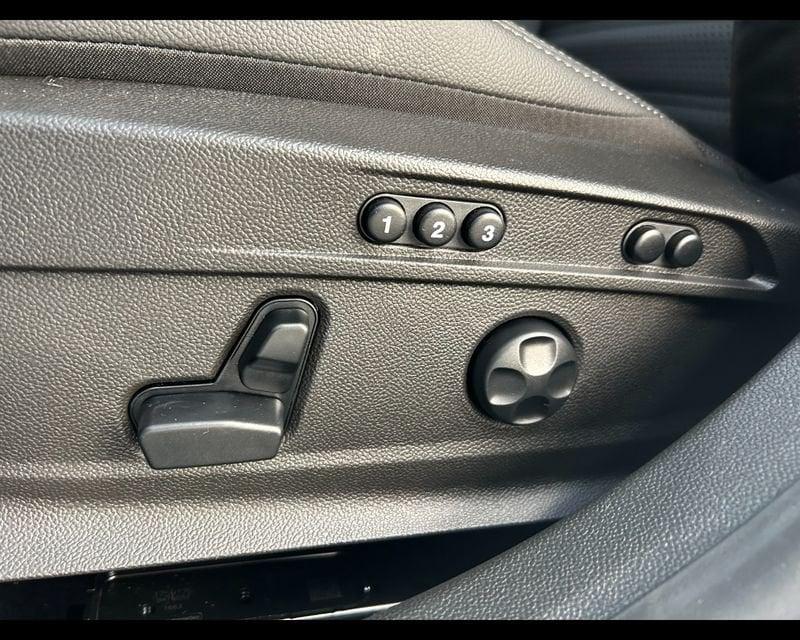 Alfa Romeo Giulia 2.2 Turbodiesel 210 CV AT8 AWD Q4 Tributo Italiano