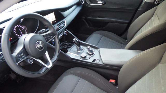 ALFA ROMEO Giulia 2.2 Turbodiesel 136 CV AT8 Business