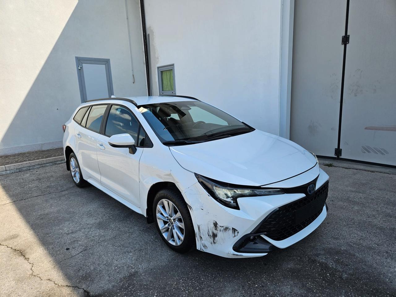 Toyota Corolla Touring Sports 1.8h auto START INCIDENTATA