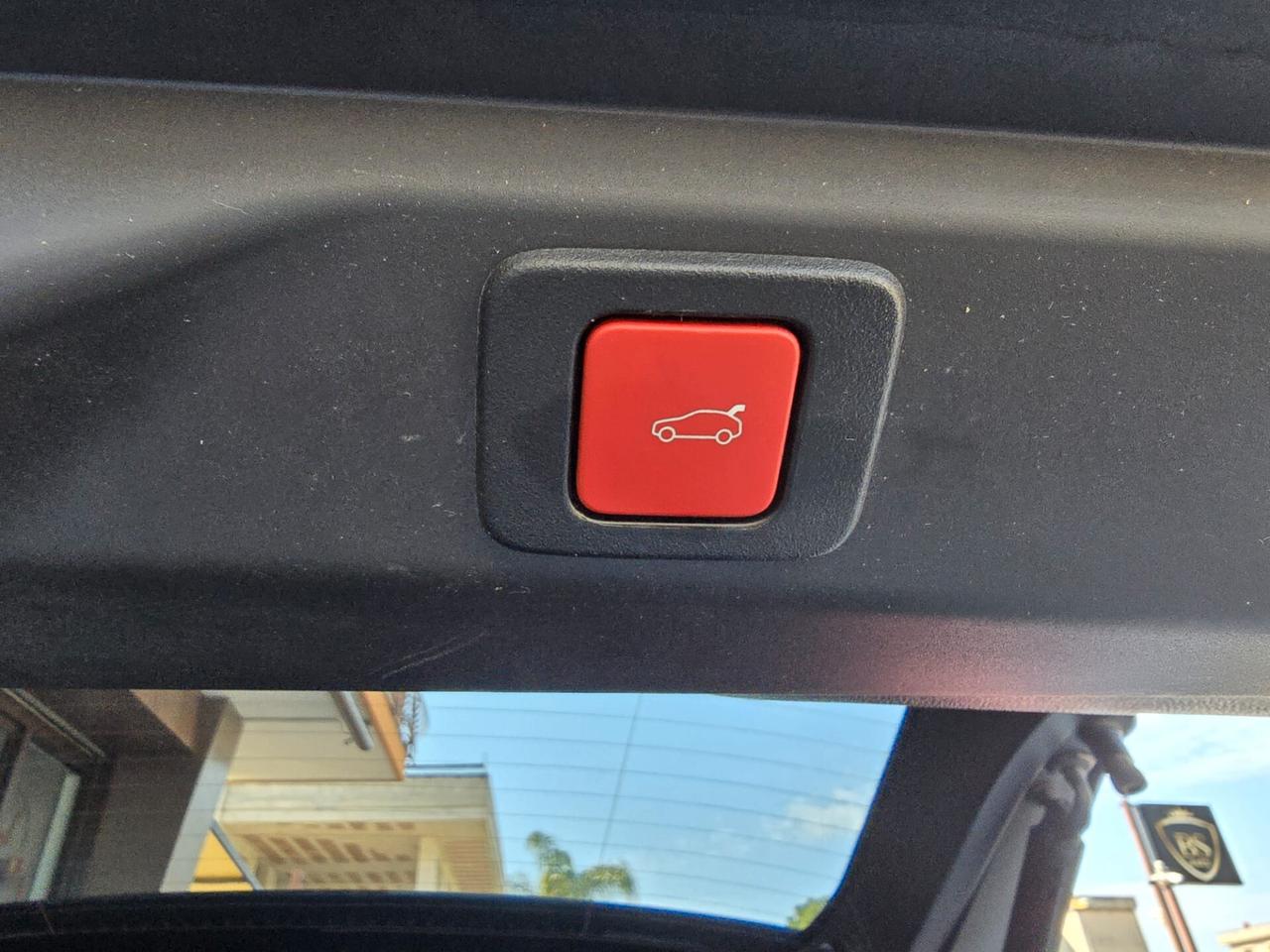 Peugeot 3008 Hybrid 136 e-DCS6 GT