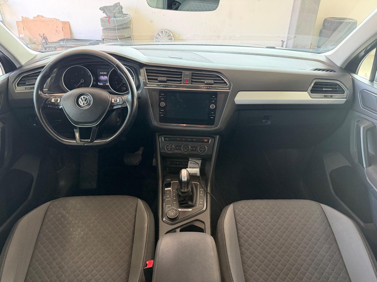 Volkswagen Tiguan 2.0 TDI SCR DSG 4MOTION Business BMT