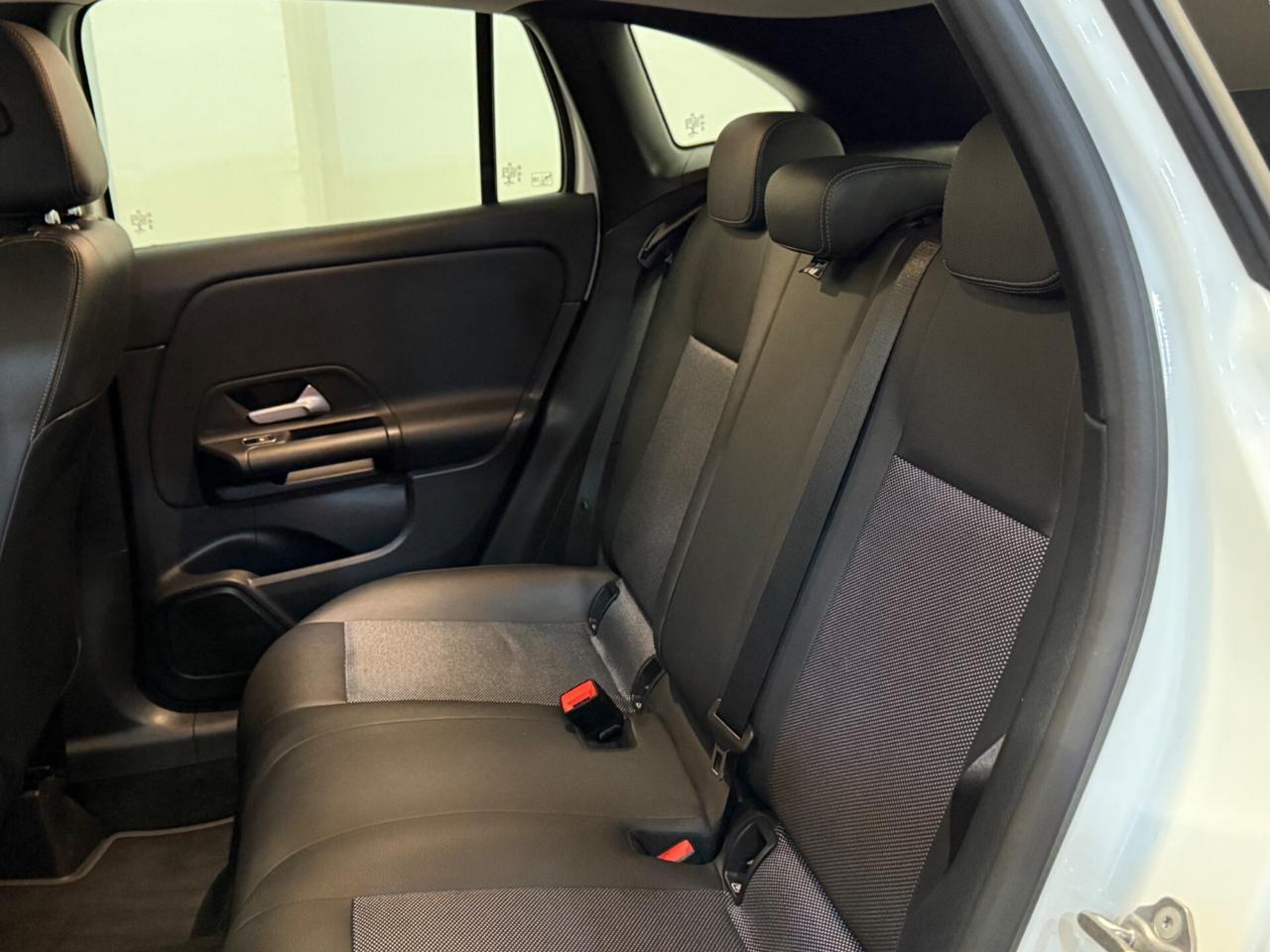 Mercedes-benz GLA 180 d Automatic Executive