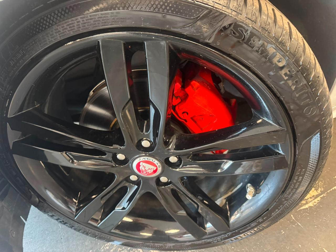 Jaguar XE 2.0 D Turbo aut. R-Sport
