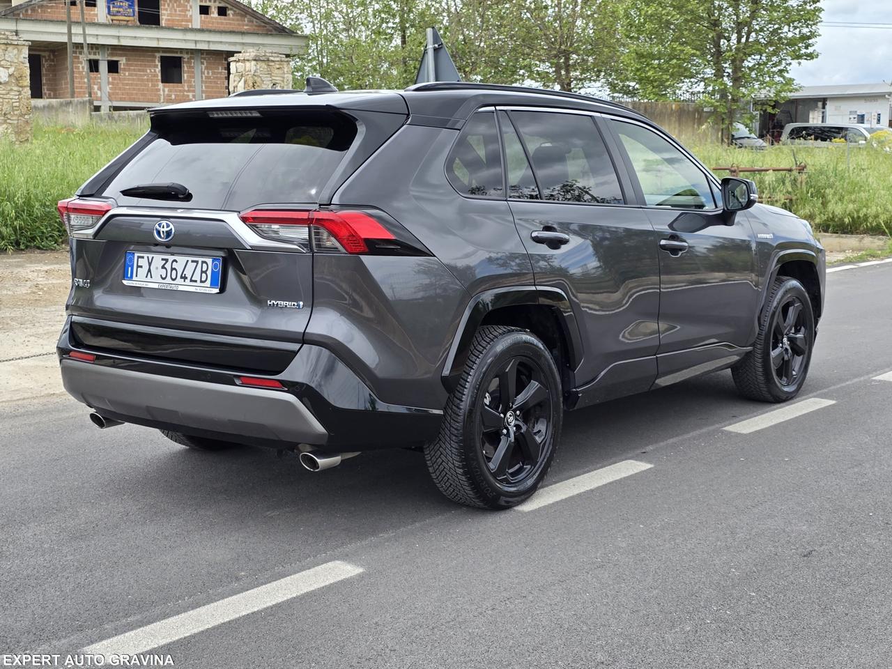 TOYOTA RAV4 STYLE HYBRID
