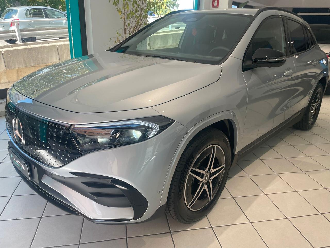 Mercedes-benz EQA 250+ AMG Line Advanced