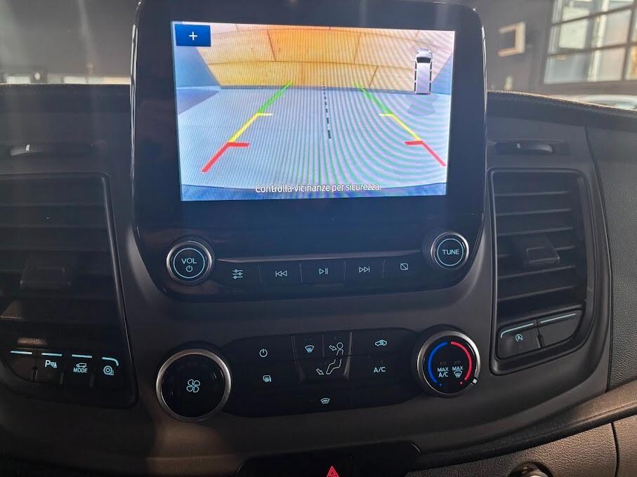 Ford Transit Custom 300 2.0 TDCi 130CV AUTOMATICO (NO IVA)