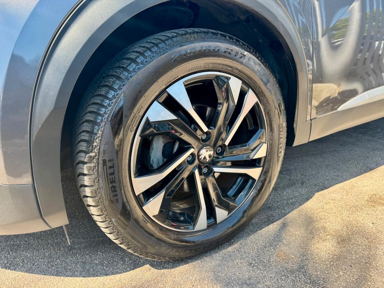 Peugeot 2008 1.5 BlueHDi 110CV GT