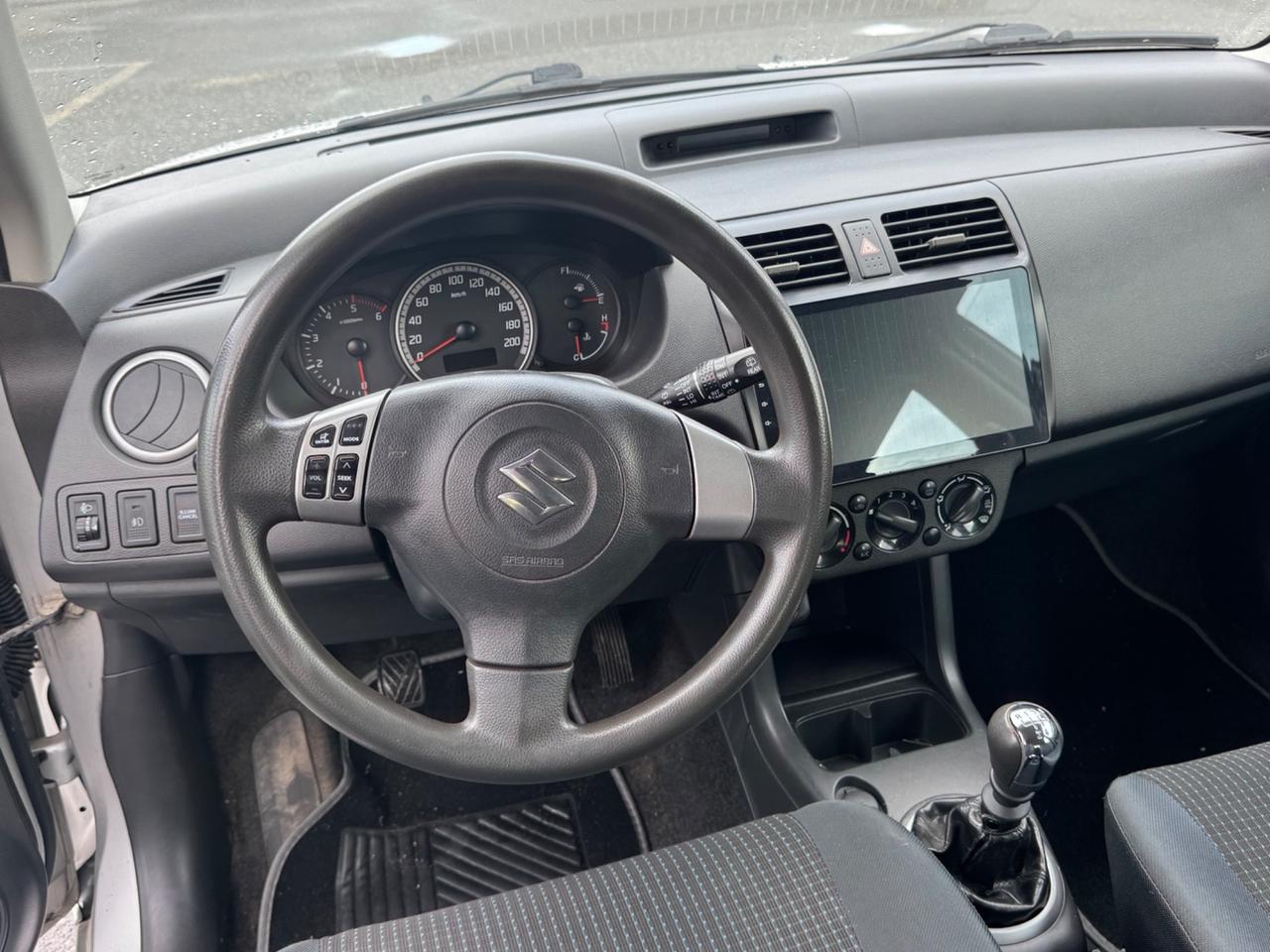 Suzuki Swift 1.3 DDiS 5p. GL Safety Pack