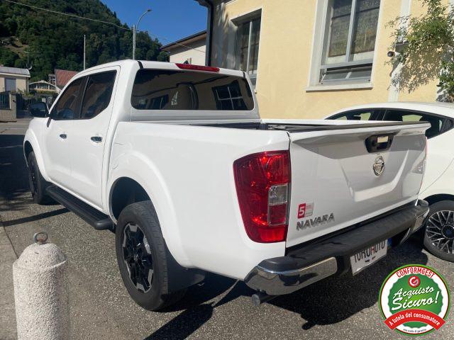 NISSAN Navara 2.3 dCi 4WD Double Cab N-Connecta
