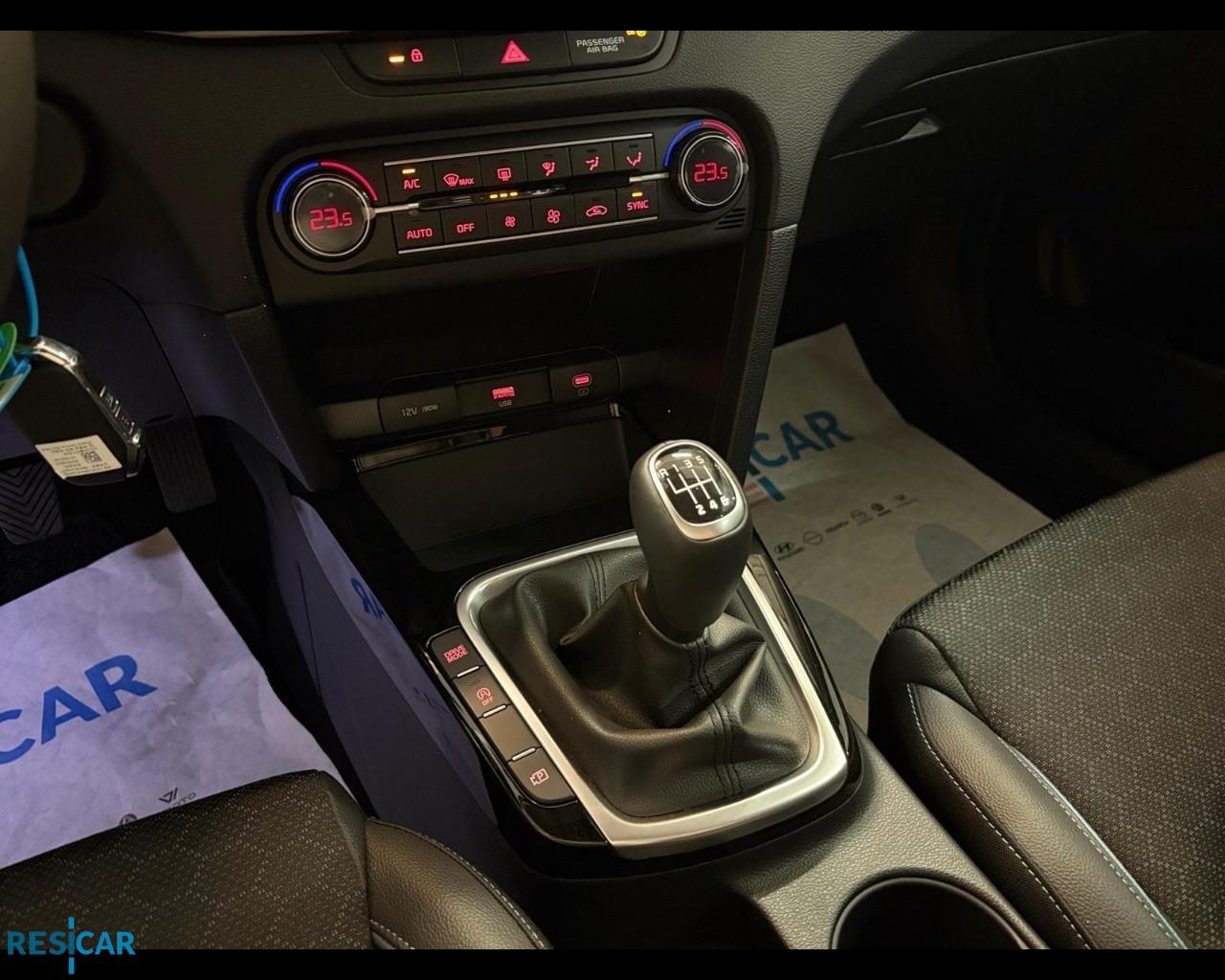 KIA XCEED PE MY25 1.5 TGDI MH BUSINESS