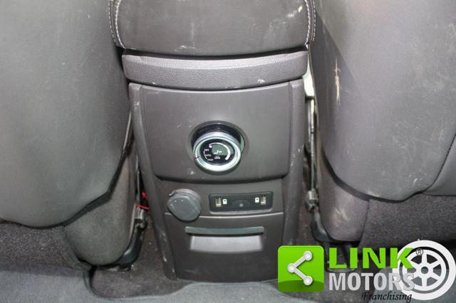 RENAULT Espace dCi 160CV EDC Energy Initiale Paris 4Control 7 po