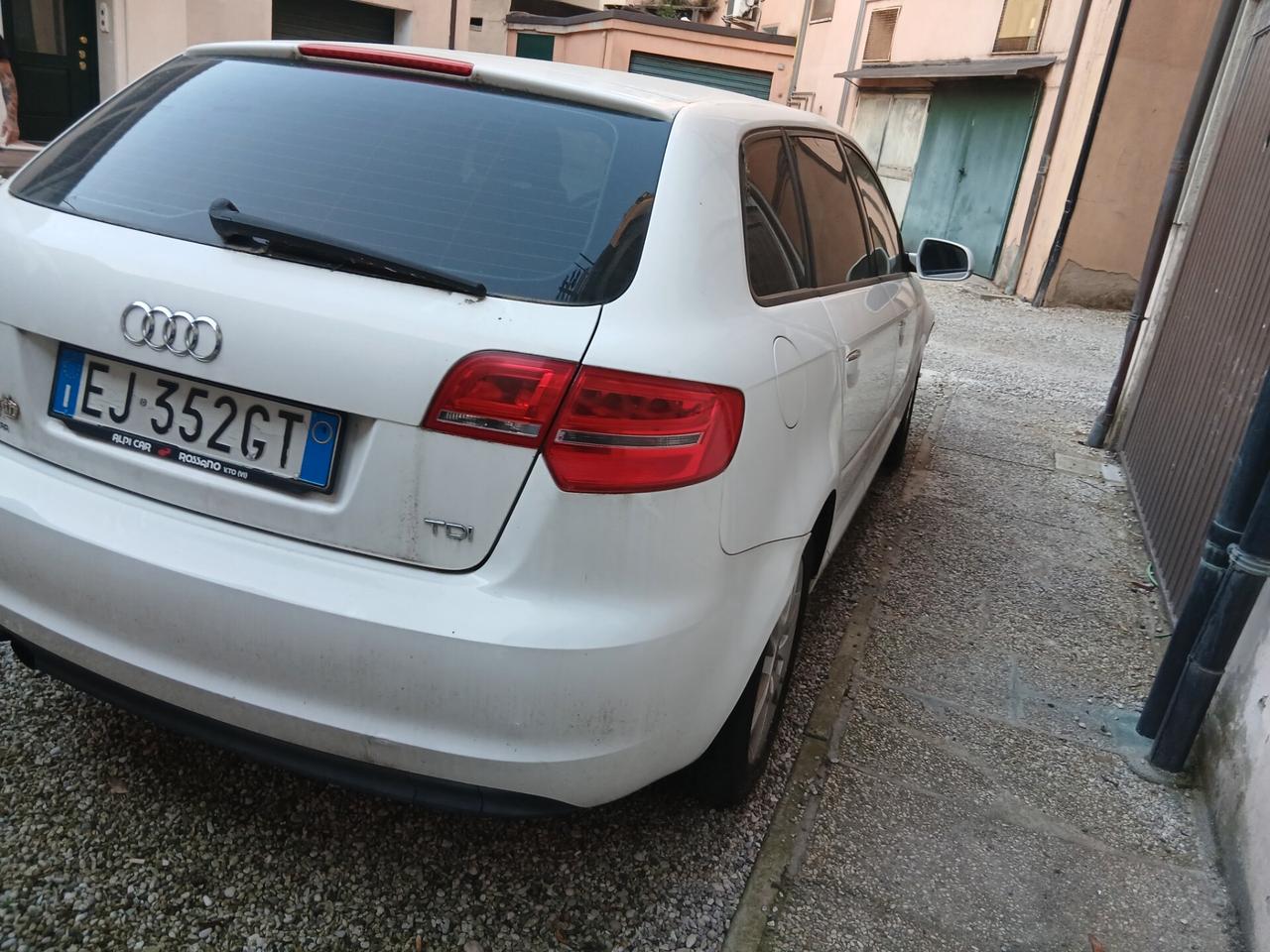 Audi A3 SPB TDI 85 kW S line edition