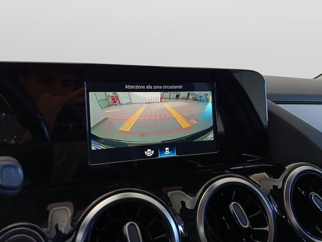 Mercedes-Benz Classe B - W247 2018 - B 180 d Sport auto