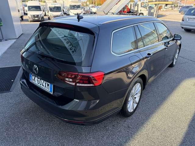 Volkswagen Passat Variant Variant 2.0 tdi Business 122cv dsg IVA