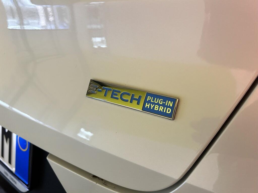 Renault Captur 1.6 Plug-in Hybrid Intens E-Tech Auto