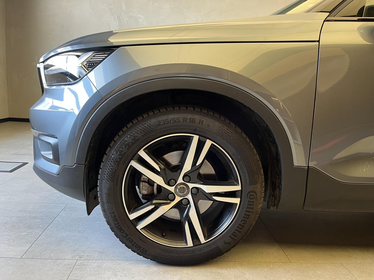 VOLVO XC40 - XC40 2.0 d4 R-design awd geartronic