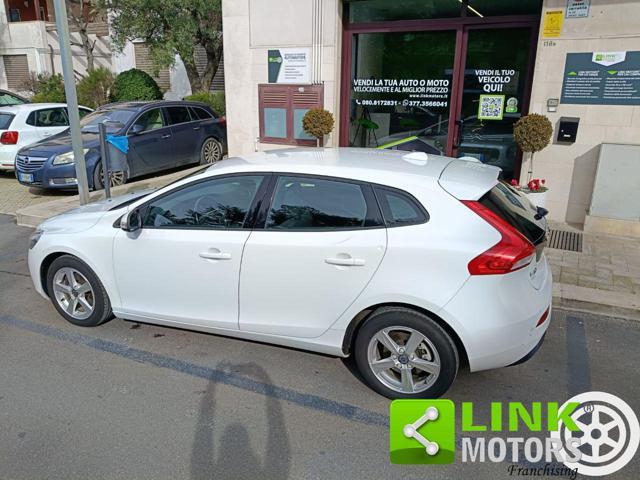 VOLVO V40 D2 1.6 Kinetic NEOPATENTATI