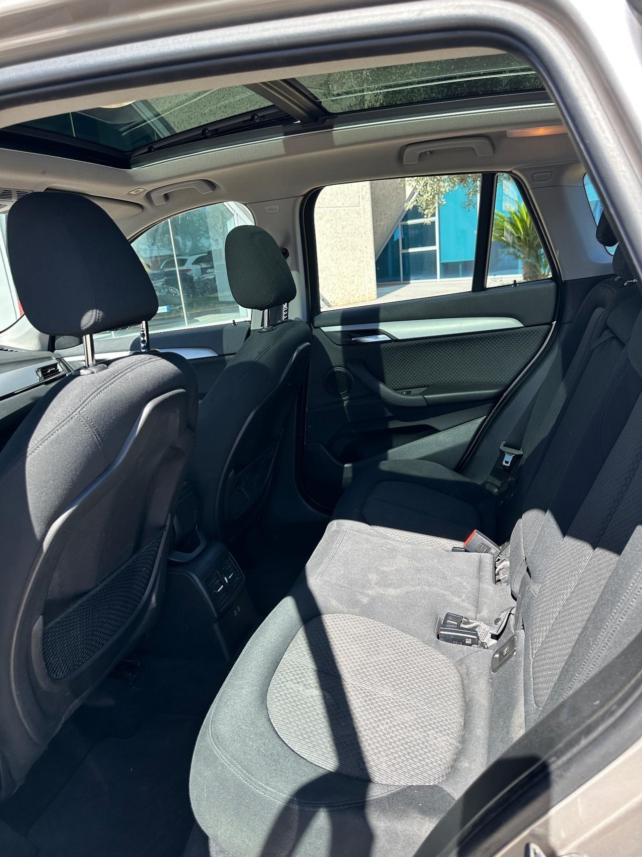 BMW X1 sdrive18d possibilità noleggio no scoring