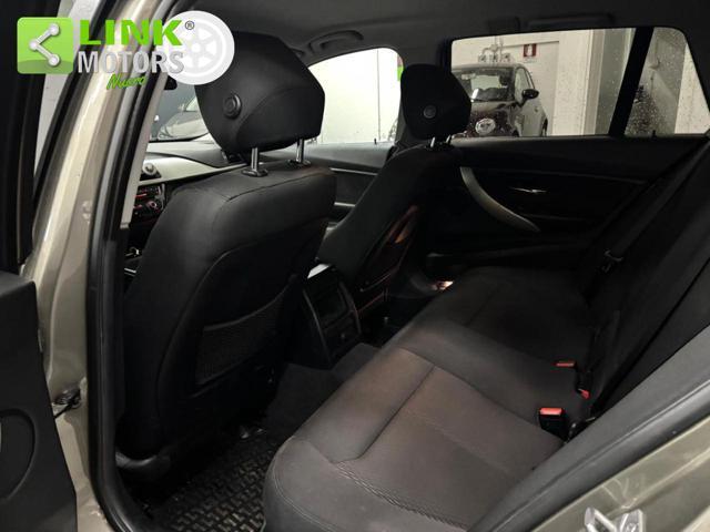 BMW 318 d Touring Luxury