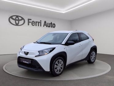TOYOTA Aygo x 1.0 active 72cv s-cvt del 2023