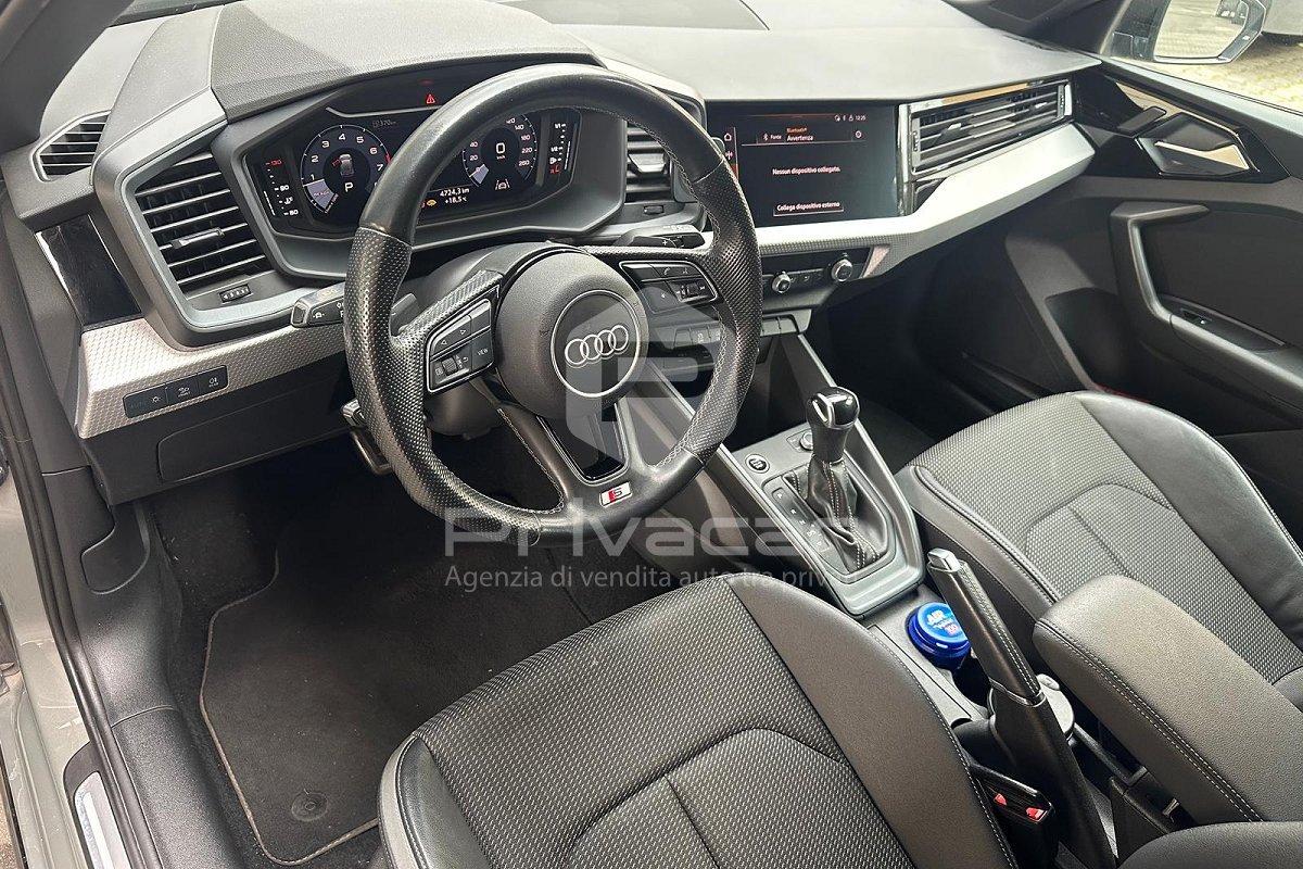 AUDI A1 SPB 35 TFSI S tronic Identity Black