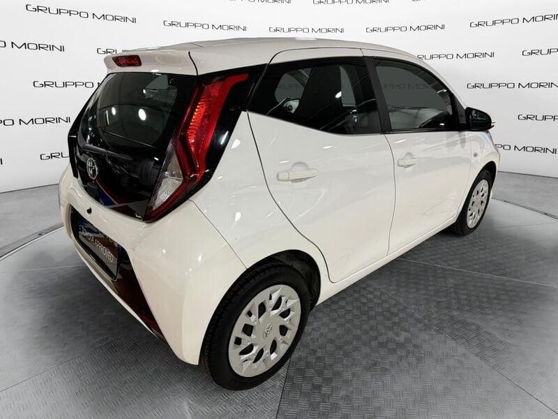 Toyota Aygo Aygo Connect 1.0 VVT-i 72 CV 5 porte x-play