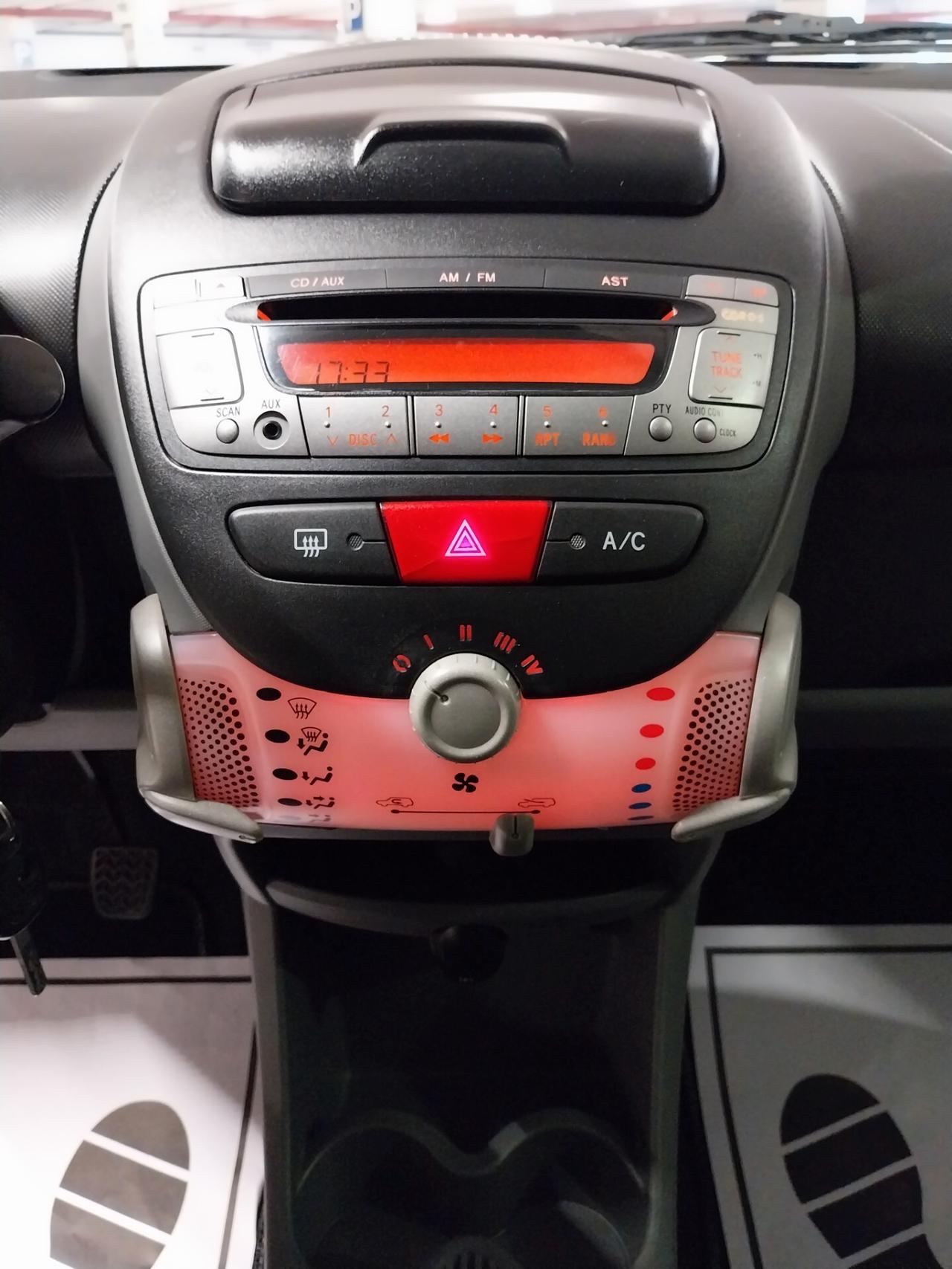 Toyota Aygo 1.0 - ok neopatentati