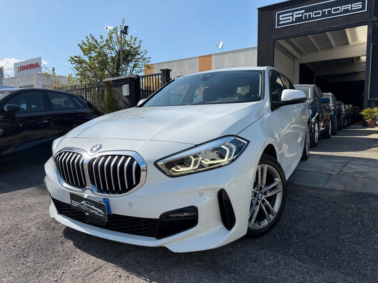 Bmw 116 116d 5p. Msport