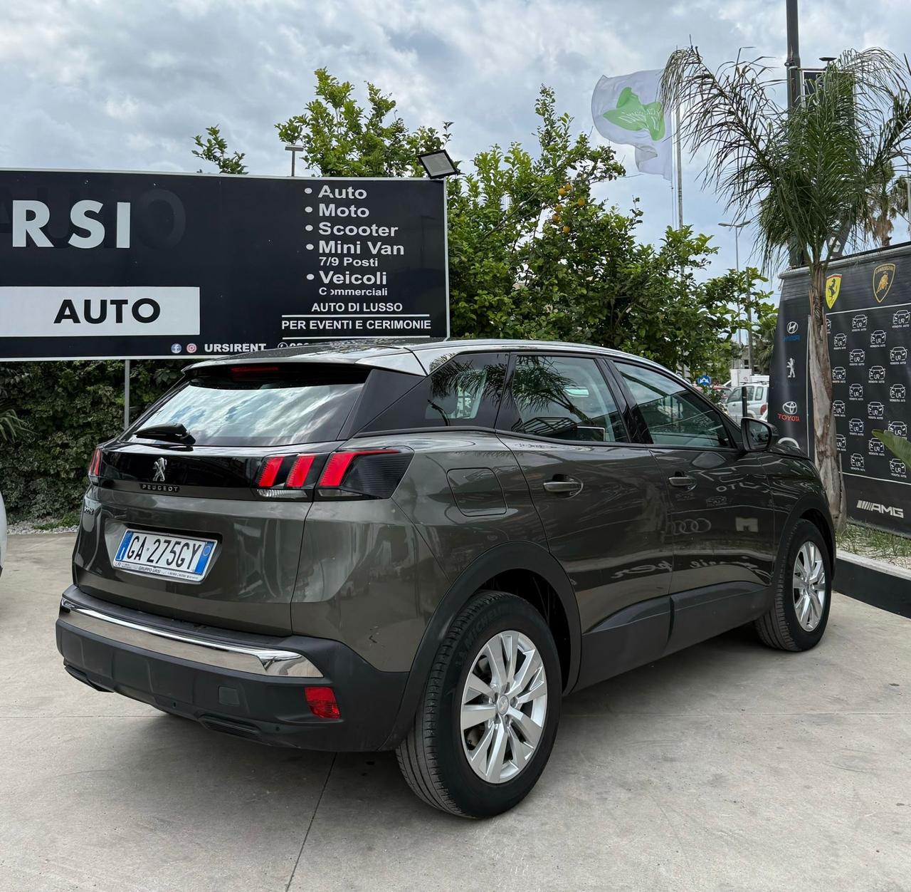 Peugeot 3008 BlueHDi 130 S&S EAT8 Business