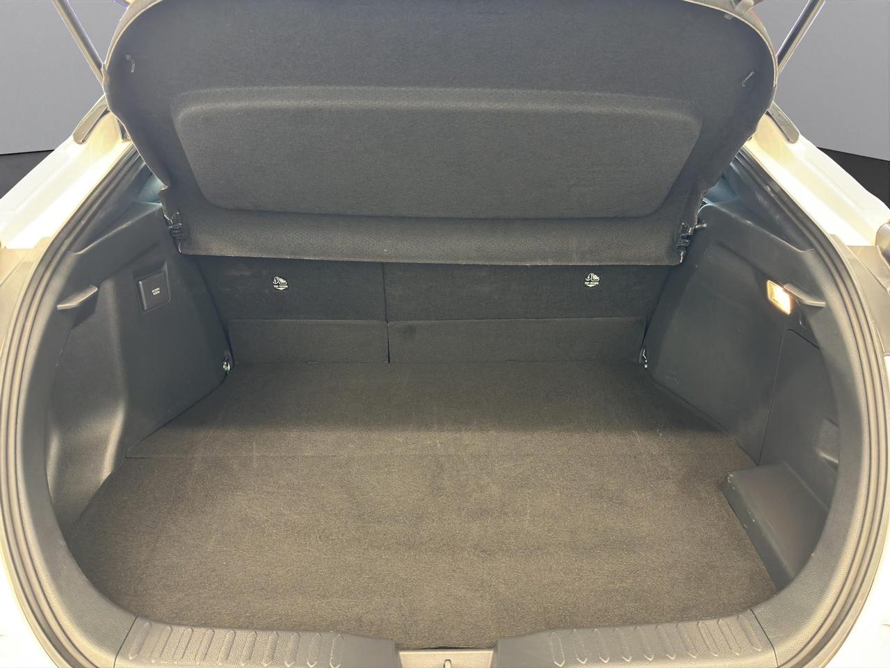 Toyota C-HR 2.0 phev Trend eco fwd e-cvt