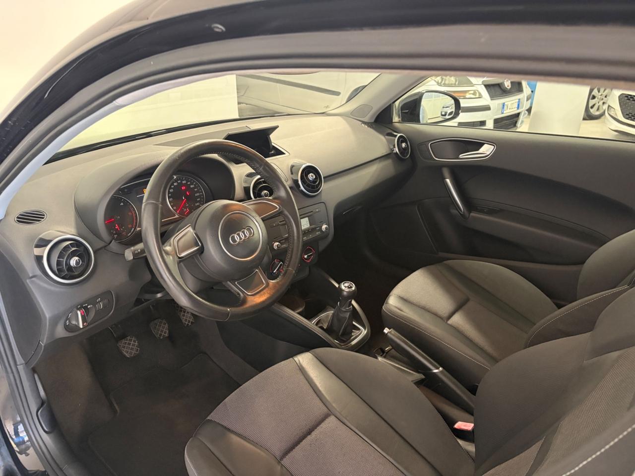 Audi A1 1.6 TDI 105 CV Ambition Perfetta