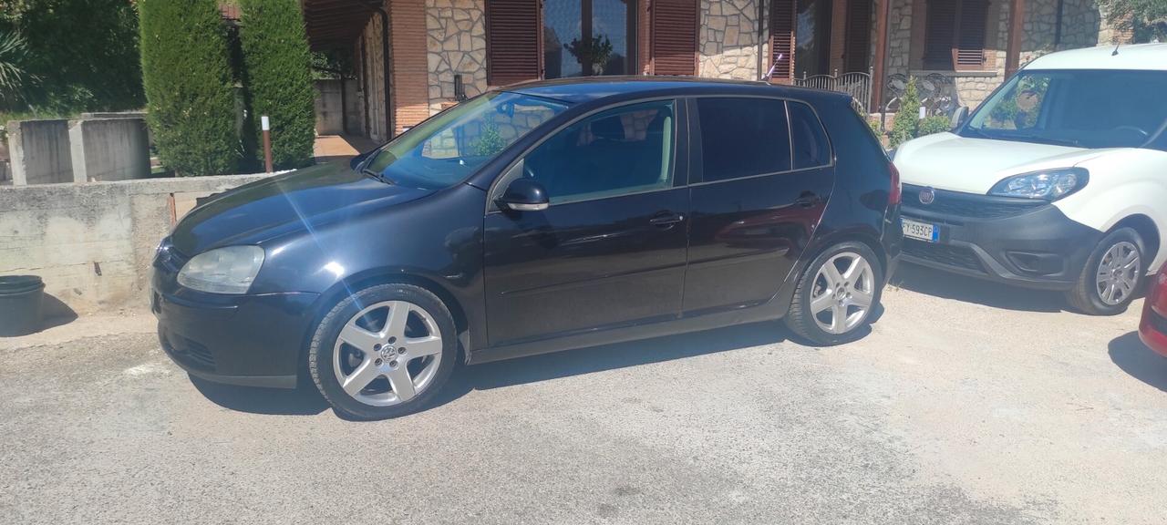 Volkswagen Golf 1.9 TDI DPF 5p. 5m. Comfortline