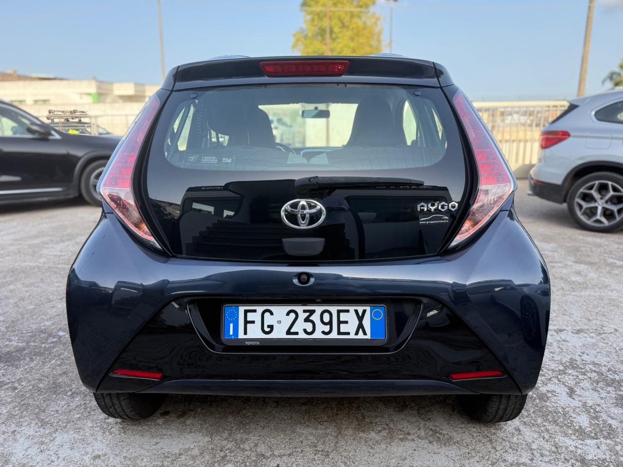 Toyota Aygo 1.0 VVT-i 69 CV 5 porte x-play TSS