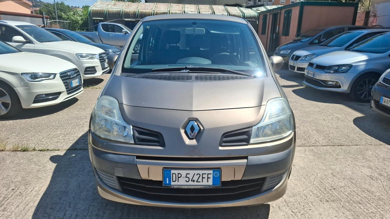 RENAULT Modus 1.2 16V Dynamique