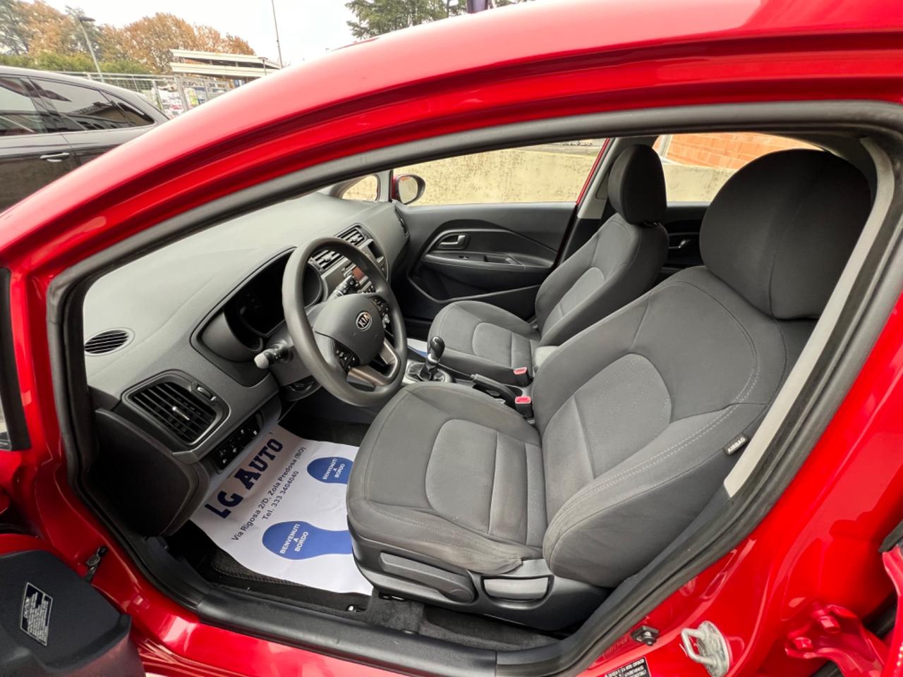 Kia Rio 1.1 CRDi WGT 5p. EX