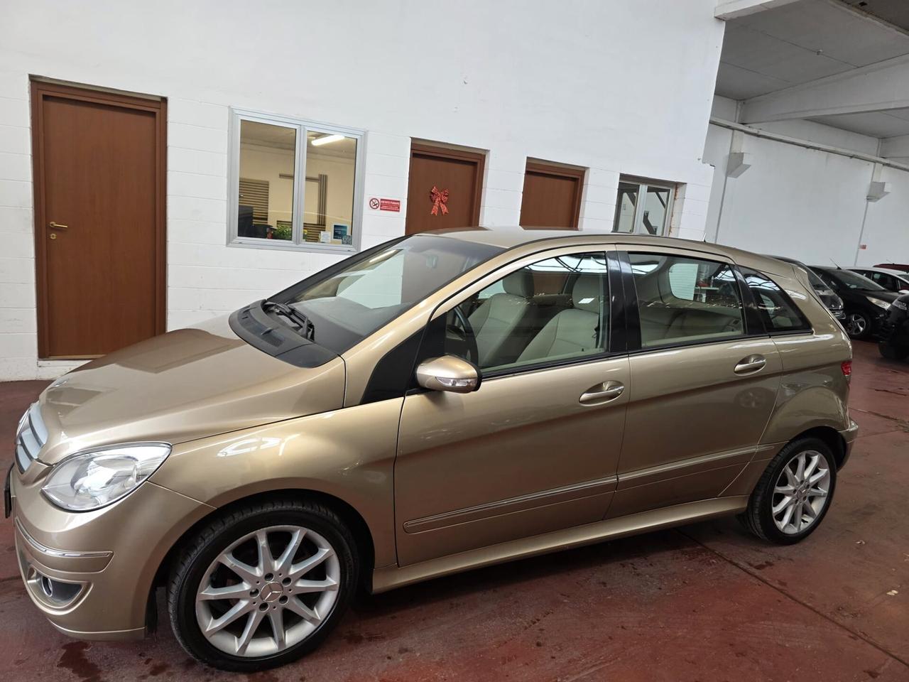 Mercedes-benz B 170 Sport CAMBIO AUTOMATICO BENZINA NEOPAT