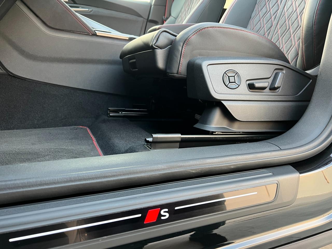 Audi Q5 SPB TDI 150 kW mHEV+ S tronic quattro line edition