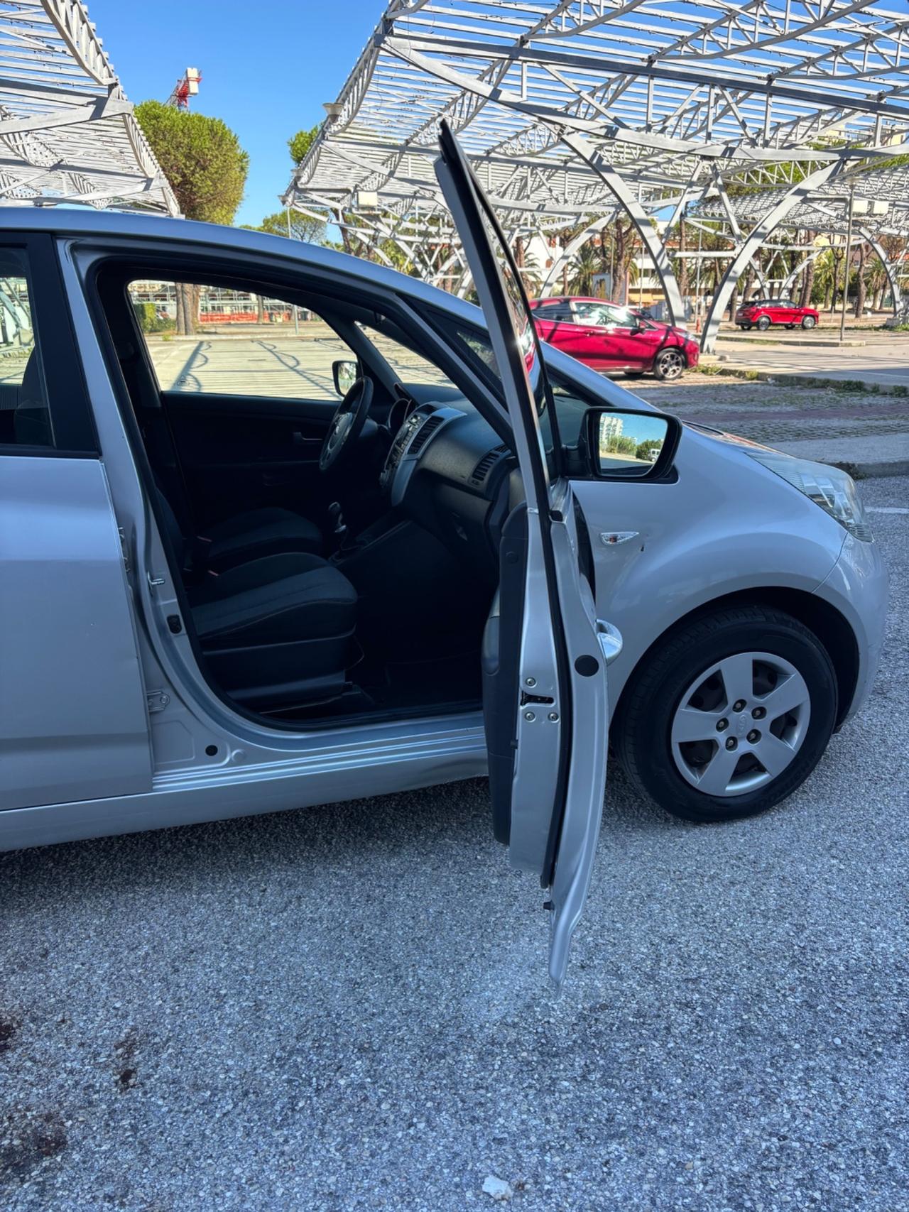 Kia Venga GPL NEOPATENTATI TETTO PANORAMICO