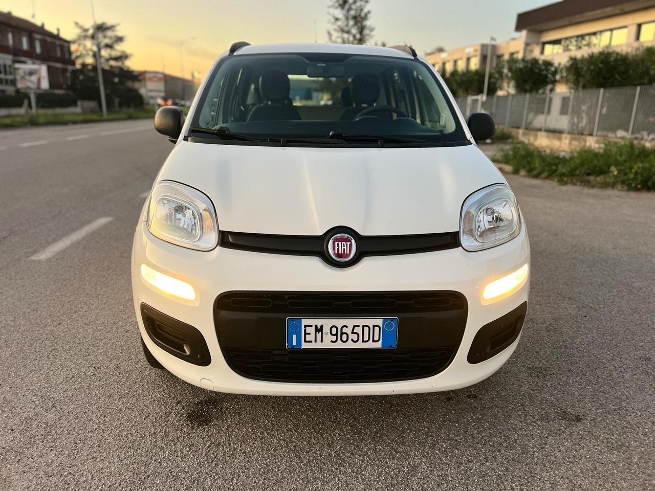 Fiat Panda 0.9 TwinAir Turbo Natural Power Lounge