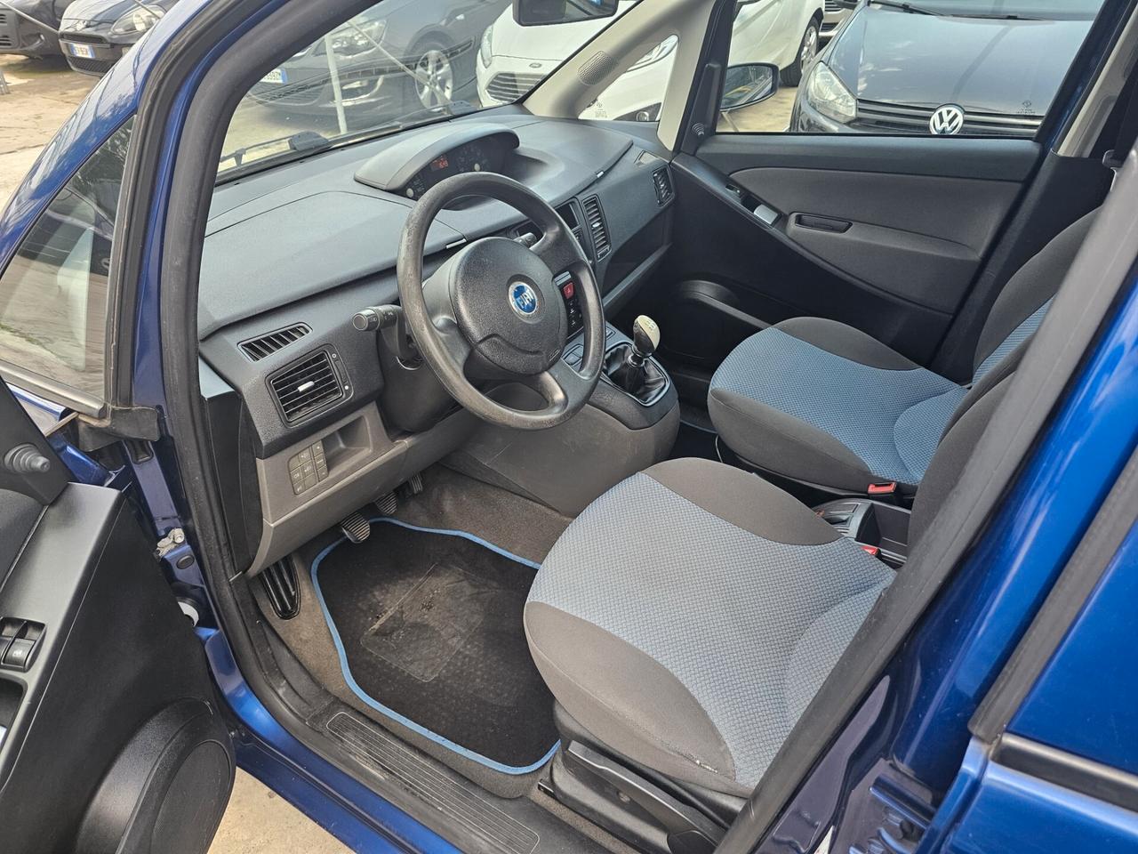 Fiat Idea 1.2 16V BlackLabel
