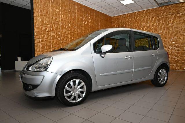 RENAULT Grand Modus 1.5 dCi 75CV ATTRACTIVE SERVO CLIMA ABS FENDI FULL