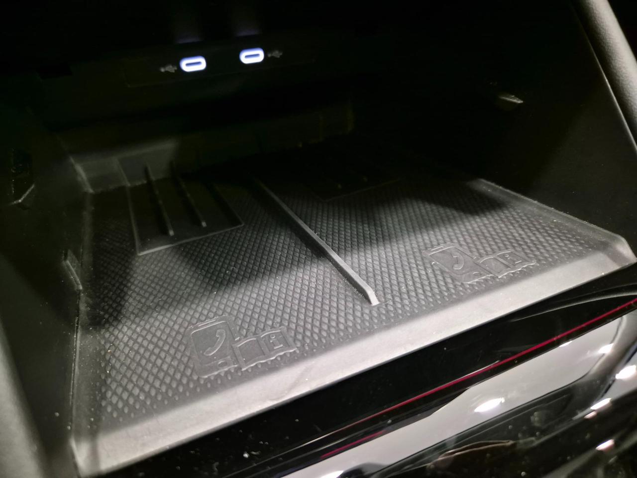 VOLKSWAGEN Tiguan 1.5 eTSI 150 CV ACT DSG Elegance N1 Autocarro