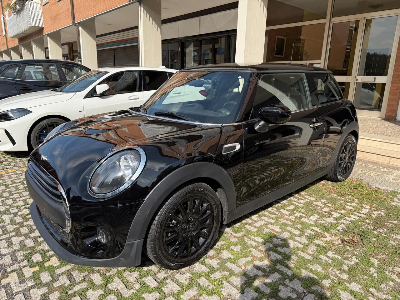 Mini One 1.5 MINI YOURS, Neopatentati, Pari al nuovo.