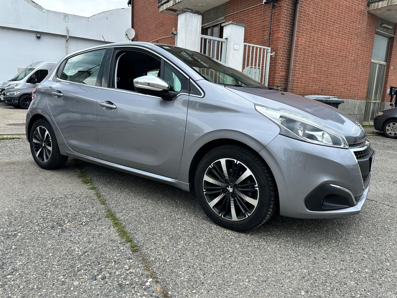 Peugeot 208 PureTech Turbo 110 S&S 5 porte GT Line